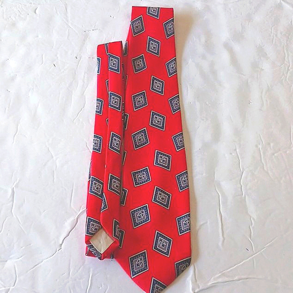 VINTAGE The Men's Store Diamond Mult-Colored Red Necktie